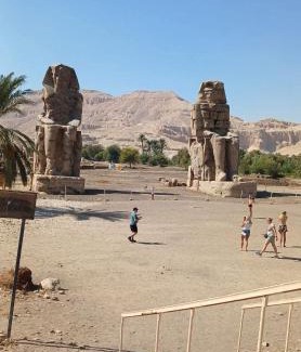 Luxor Apartment | the golden house