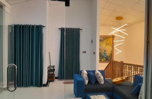 Peradeniya House | The Golden Nest