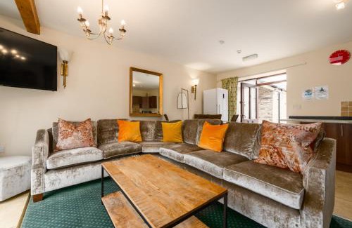 Aberystwyth House | The Granary, Bryncarnedd cottages