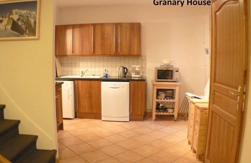 Le Bourg-d'Oisans House | The Granary House Traditional 19th century home in the heart of Bourg d’Oisans