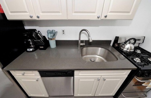 Midtown Apartment | The Grand V Vibe 8632