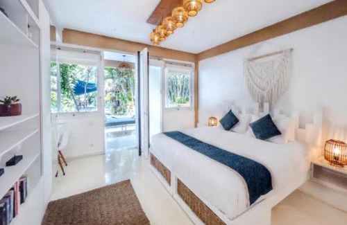 Dyanapura Hotel | The Green Room Seminyak