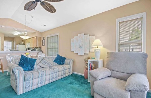 Carolina Forest Apartment | The Greens on White River