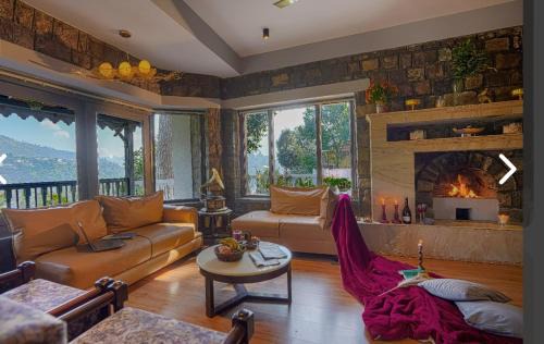 Bhimtal Villa | The Grey House Exotic Luxury-Villa