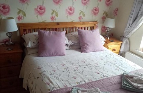 Abergavenny Bed & Breakfast | The Guest House