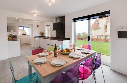 Sandsend House | The Haggs