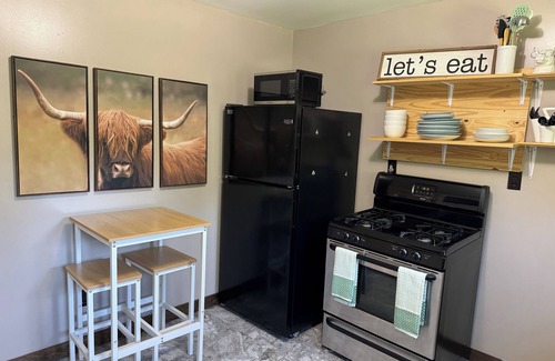 Oakland Apartment | The heart of the Belgrade Lakes