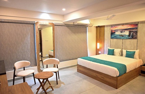 Thampanoor Hotel | THE HEARTLAND INN