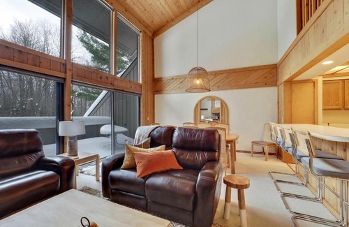 Harbor Springs House | The Hidden Chalet