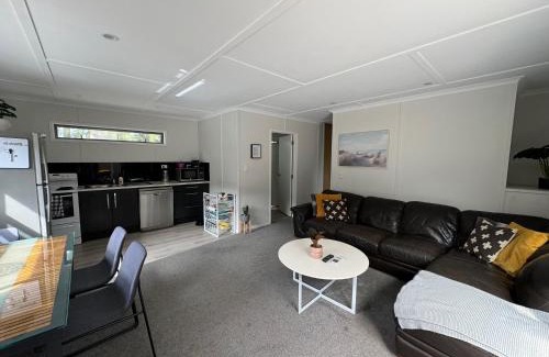 Papamoa Beach House | The Hidden Cottage