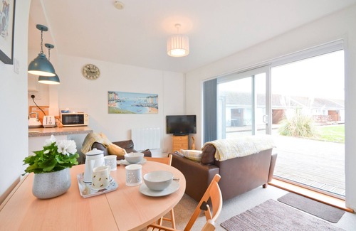 Seaview Ski Chalet | The Hideaway