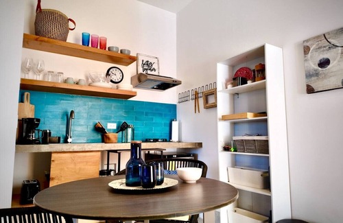 Vinorama House | The Hideaway Loft @ New Seaside VillaSurf-Relax