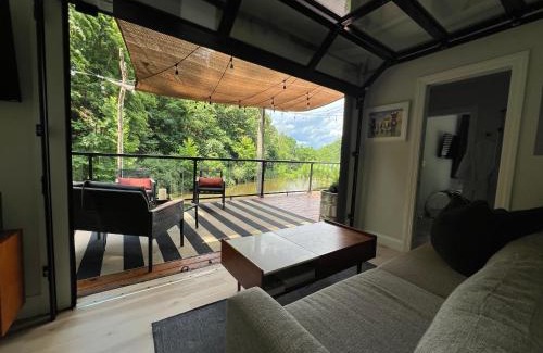 Hurricane House | The Hideaway on Tacketts - Shipping Container