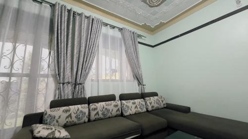 Kampala Apartment | The High Altitude Homestay Cozy 3 Bedroom House near Training Center, Kapchorwa