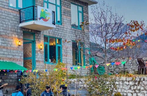 Burwa Bed & Breakfast | The Hillbilly’s Lodge