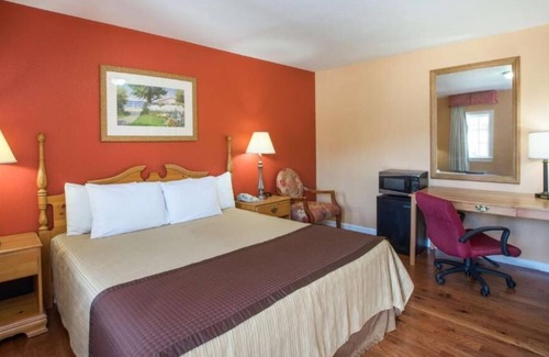 Knoxville Hotel | THE HILLSIDE HOTEL