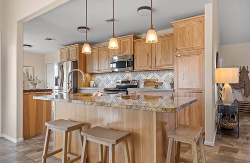 Tucson House | The Hilltop Casa - modern, desert retreat