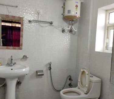 McLeod Ganj House | THE HIMALAYAS GUEST HOUSE