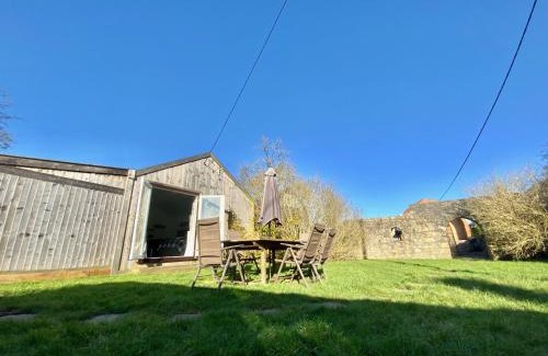 Nunney House | The Hollow