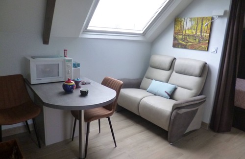 Bieuzy House | The "House of the Horses": modern accommodation in an old farmhouse with character.