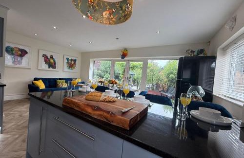 Lytham St. Anne's House | The Hydeaway, Lytham St Annes Getaway Free Parking