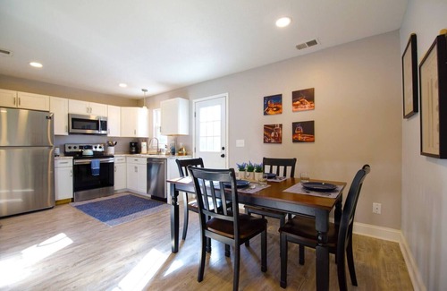 Phoenix Hill House | The Julep House NuLu ~ Gorgeous 3 BR Prime Spot