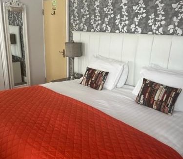 South Shore Hotel | The Kenley Hotel