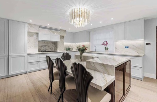 Brompton & Hans Town House | The Knightsbridge Residence