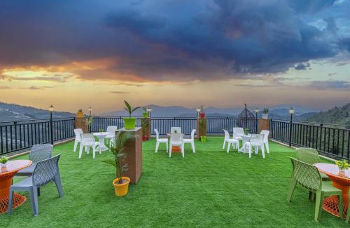 Fagu Hotel | The Kufri Uphills l Property of the year I Serviced Villa I Couple Friendly I Pvt Balcony I Open Air Terrace I Bonfire I Kufri by Exotic Stays