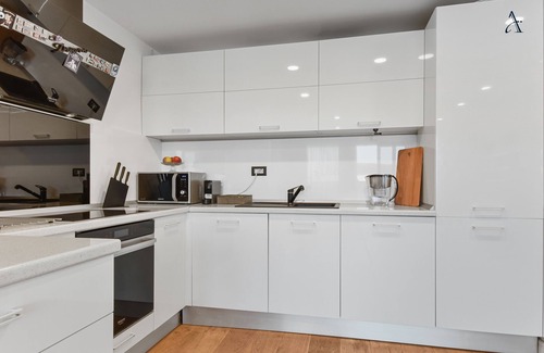 Baneasa Apartment | The Lair