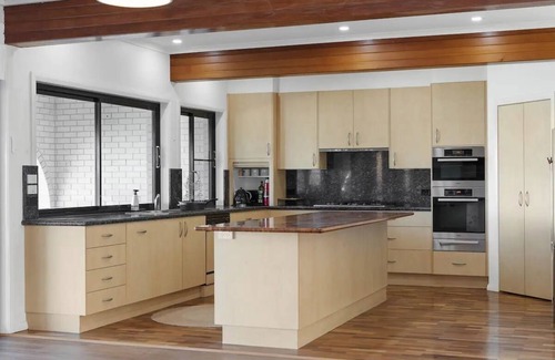 Mannering Park House | THE LAKEHOUSE Central Coast