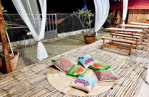 Lian Hotel | The Lavana Villa Del Matabungkay by RedDoorz