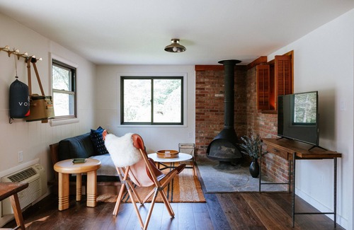 Mount Tremper Hotel | The Leeway - Two-Bedroom Suite