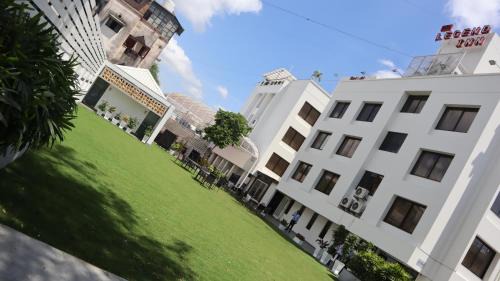 Nagpur Hotel | The Legend Inn @Nagpur