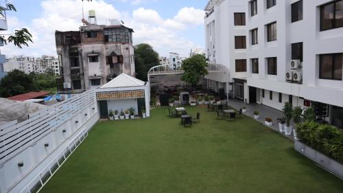 Nagpur Hotel | The Legend Inn @Nagpur