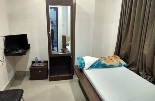 Sualkuchi Hotel | The Lemon House