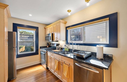 Old West Side House | The Little Big House: 6-Bed Home in Downtown A2