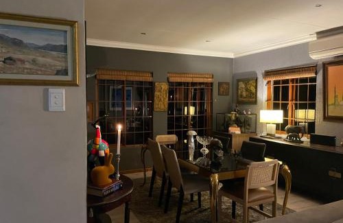 Greater Johannesburg Metropolitan Area Apartment | The Little Mongrel Deluxe Space Bryanston