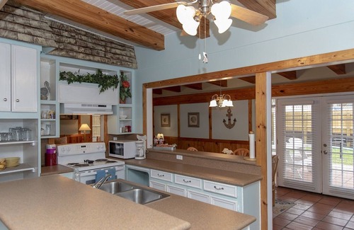 Fulton House | The Lodge at D&R Pelican Bay Resort