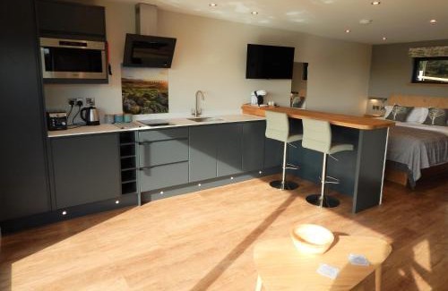 Westhouse Apartment | The Lodges at Thornbrook