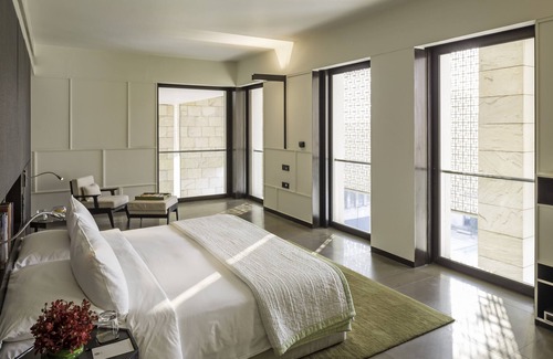 New Delhi Hotel | The Lodhi - A member of The Leading Hotels Of The World