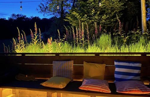 Axminster House | The Loft at Ash Beacon - Gorgeous 2 bed, hideaway in lovely private grounds