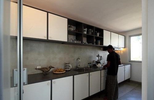 Moragolla Villa | The Lone Pine - Architect's Villa for adventure & retreat