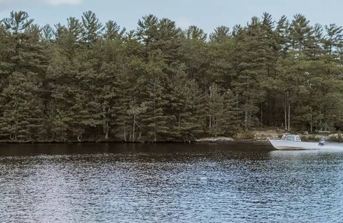 Gravenhurst Resort | The Loon Lodge at Granite Ridge