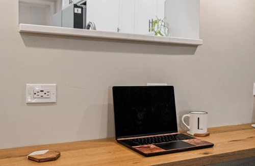 Saco House | The Luna Lodge - close to old Orchard beach