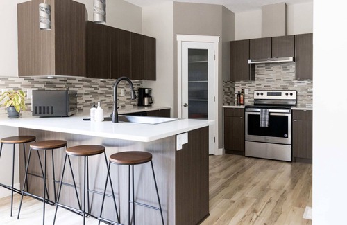 Revelstoke House | The Mackenzie Haven S