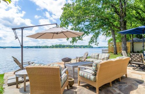 Mid America House | The Magnolia Cottage