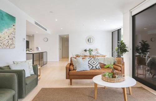 Palm Beach Apartment | The Magnolia Palms