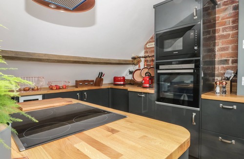Bridlington Cottage | THE MALLARD, pet friendly in Flamborough