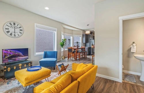 New Tacoma Apartment | The Meadow